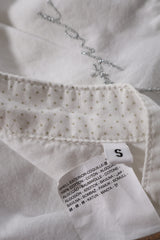 Eticheta marime si compozitie (rotita dreapta) - Cămașă - Desigual albă din bumbac cu imprimeu grafic colorat – S – Femei