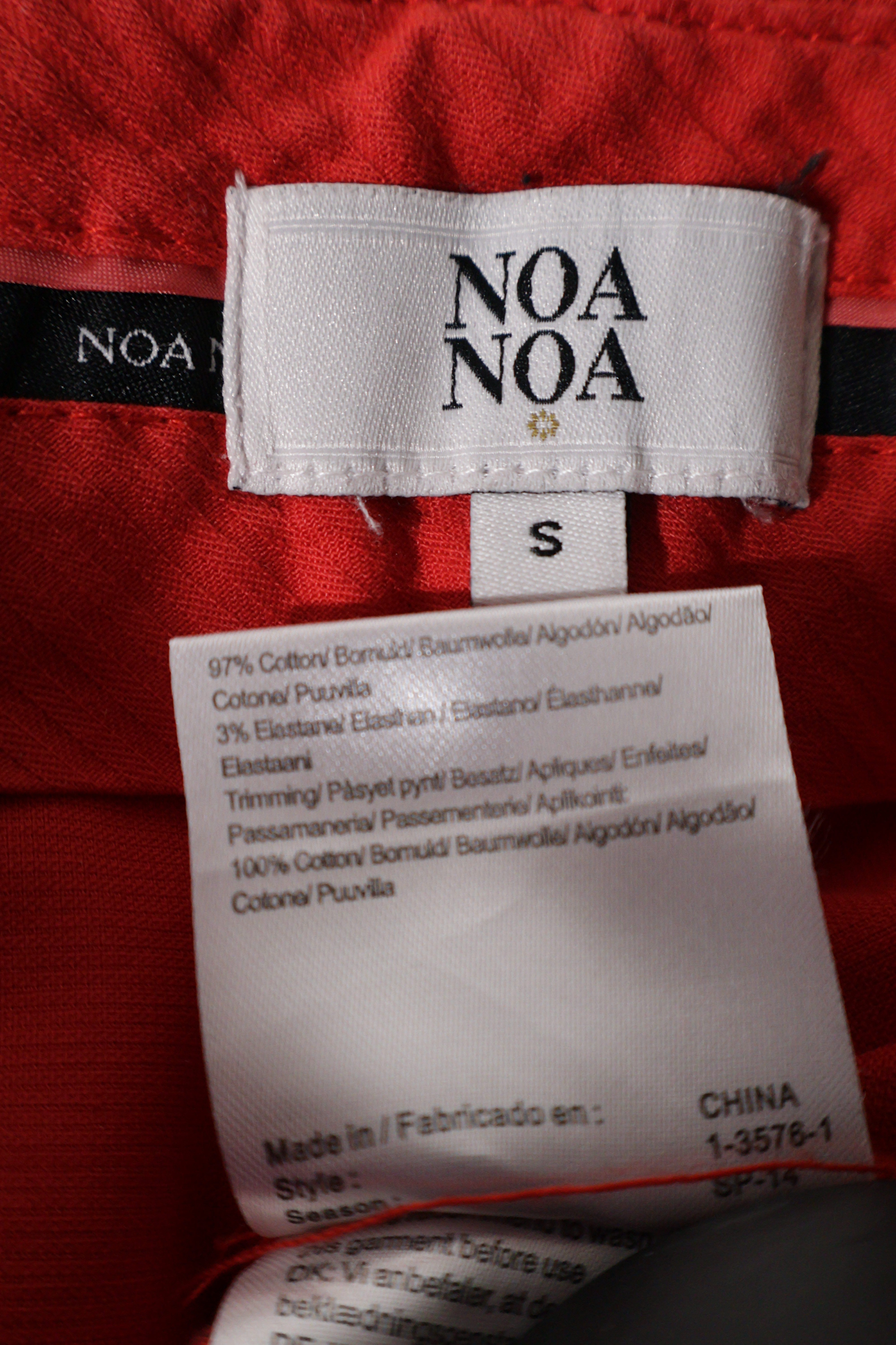 Eticheta marime si compozitie (rotita dreapta) - Pantaloni - Noa Noa corai din bumbac cu croială dreaptă – S – Femei