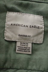 Eticheta marime si compozitie (rotita dreapta) - Cămașă - American Eagle verde salvie din bumbac cu guler tunica – M – Bărbați