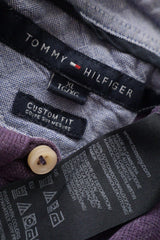 Eticheta marime si compozitie (rotita dreapta) - Tricou - Tommy Hilfiger mov din bumbac cu croiala casual – XL – Bărbați