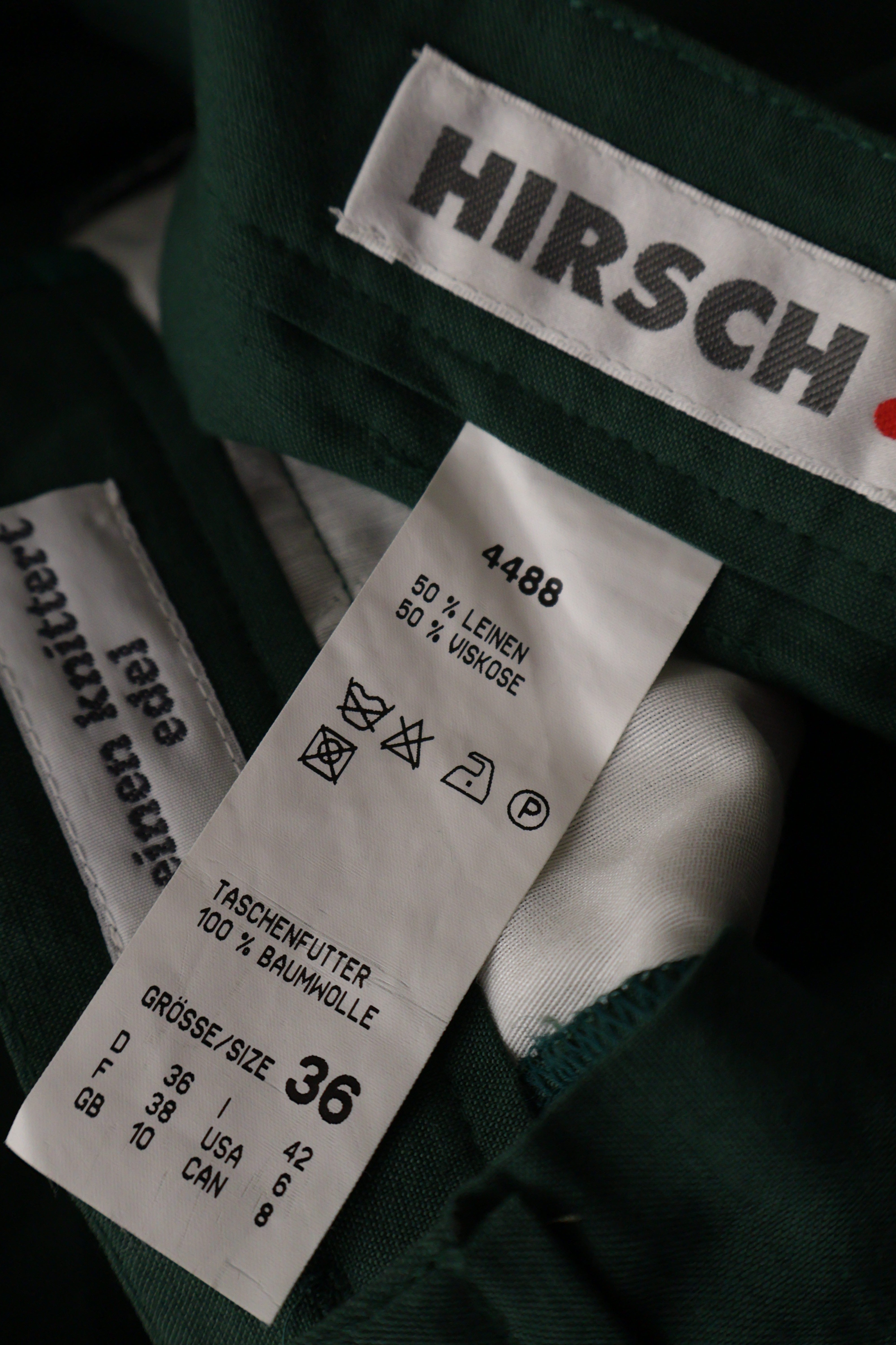 Eticheta marime si compozitie (rotita dreapta) - Pantaloni scurți - Vintage verde salvie din in si vascoza, cu croiala ampla – M – Femei