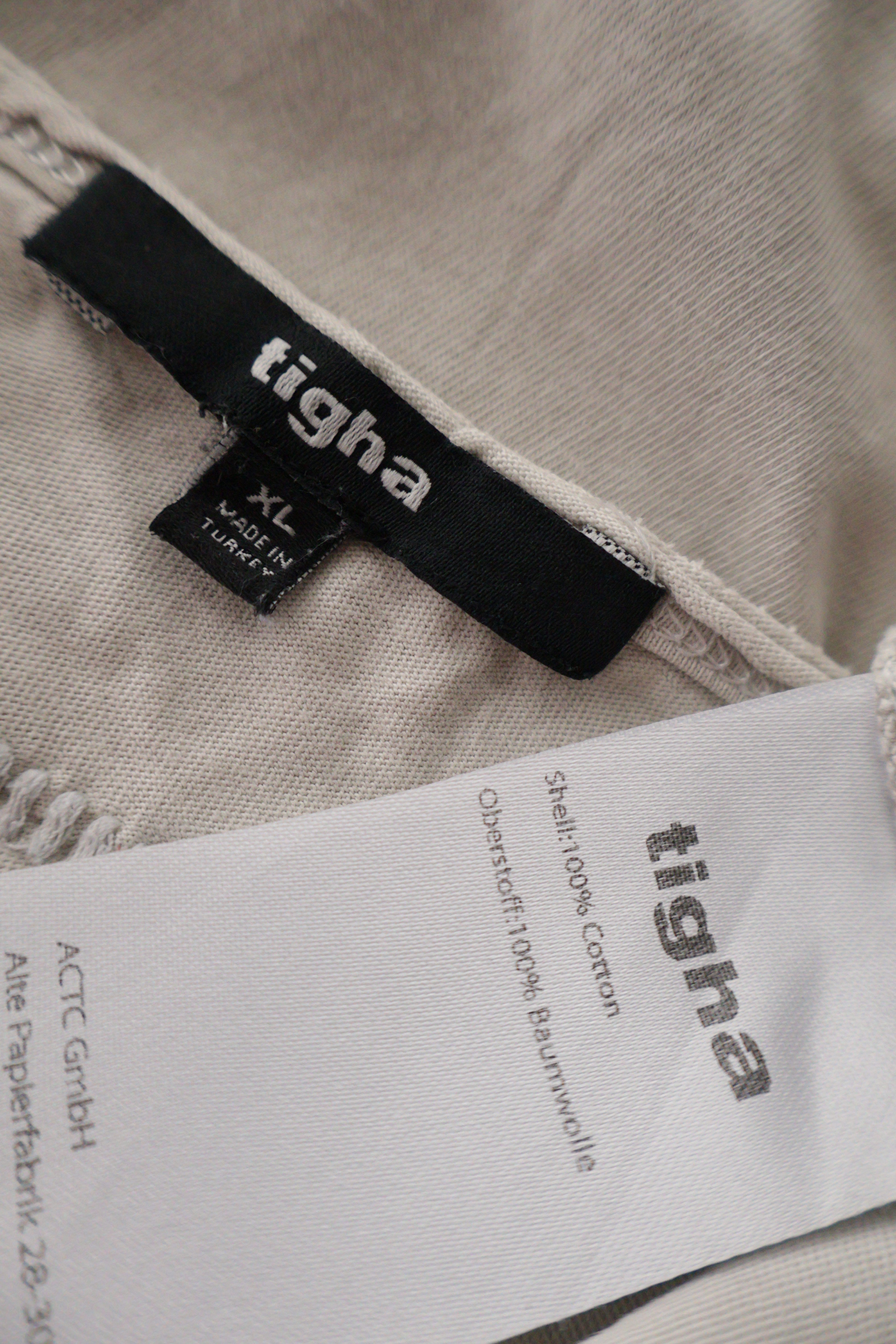 Eticheta marime si compozitie (rotita dreapta) - Tricou - Tigha alb murdar din bumbac cu print grafic scorpion – XL – Bărbați