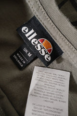 Eticheta marime si compozitie (rotita dreapta) - Tricou - Ellesse gri-kaki din bumbac cu print pe spate – M – Bărbați