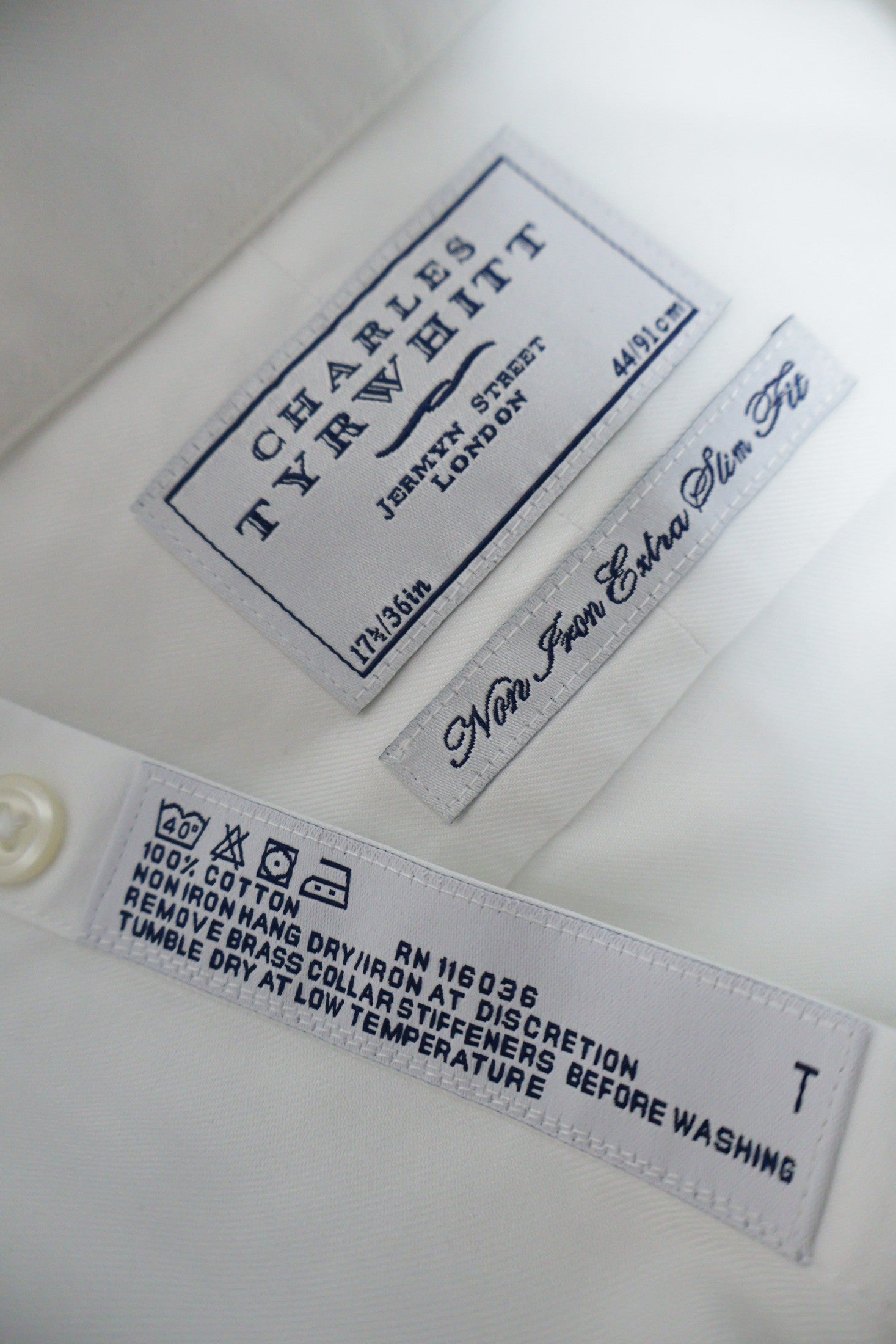 Camasa Charles Tyrwhitt alb mărime XL etichetă mărime și compoziție second-hand premium
