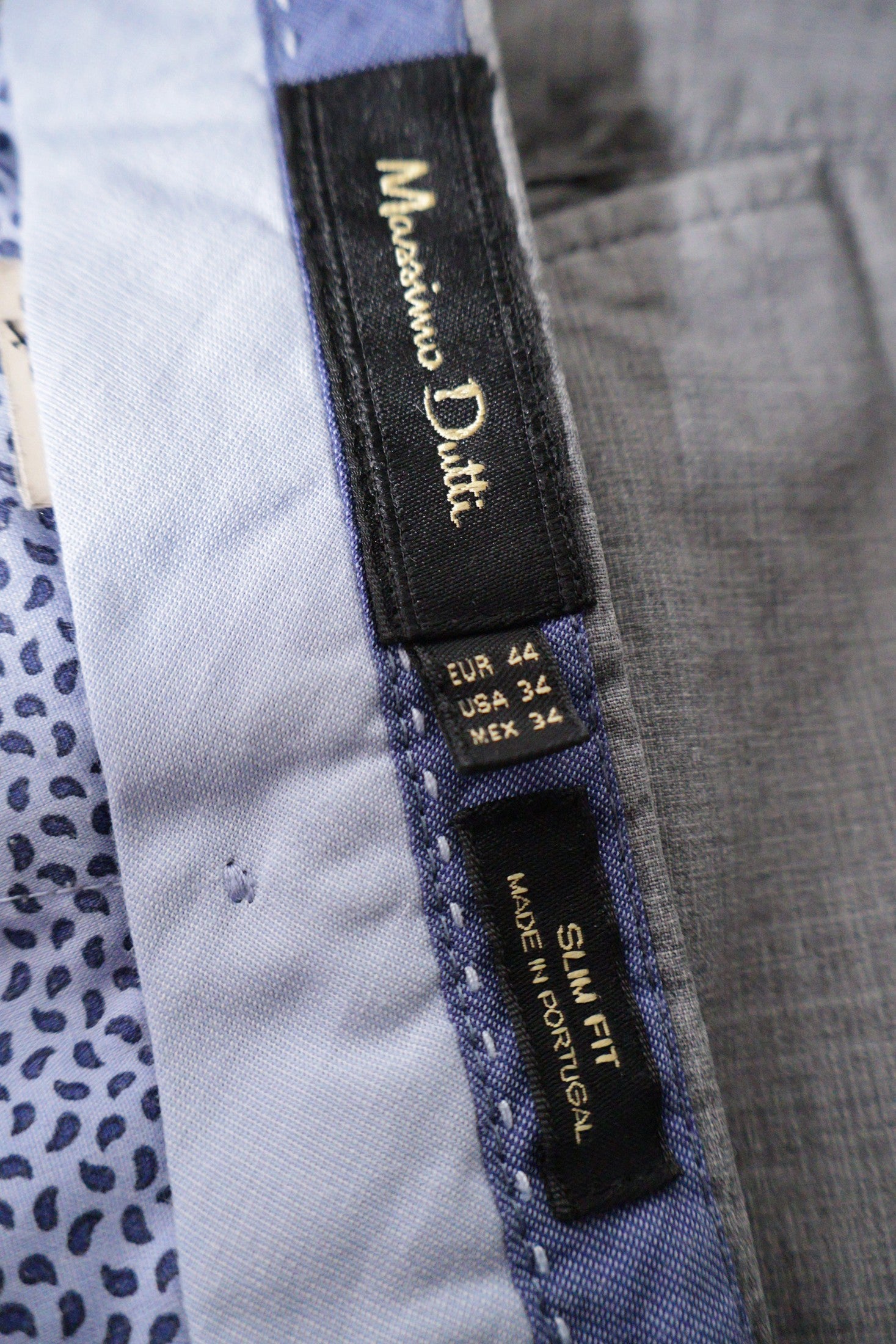 Pantaloni Massimo Dutti gri mărime M etichetă mărime și compoziție second-hand premium