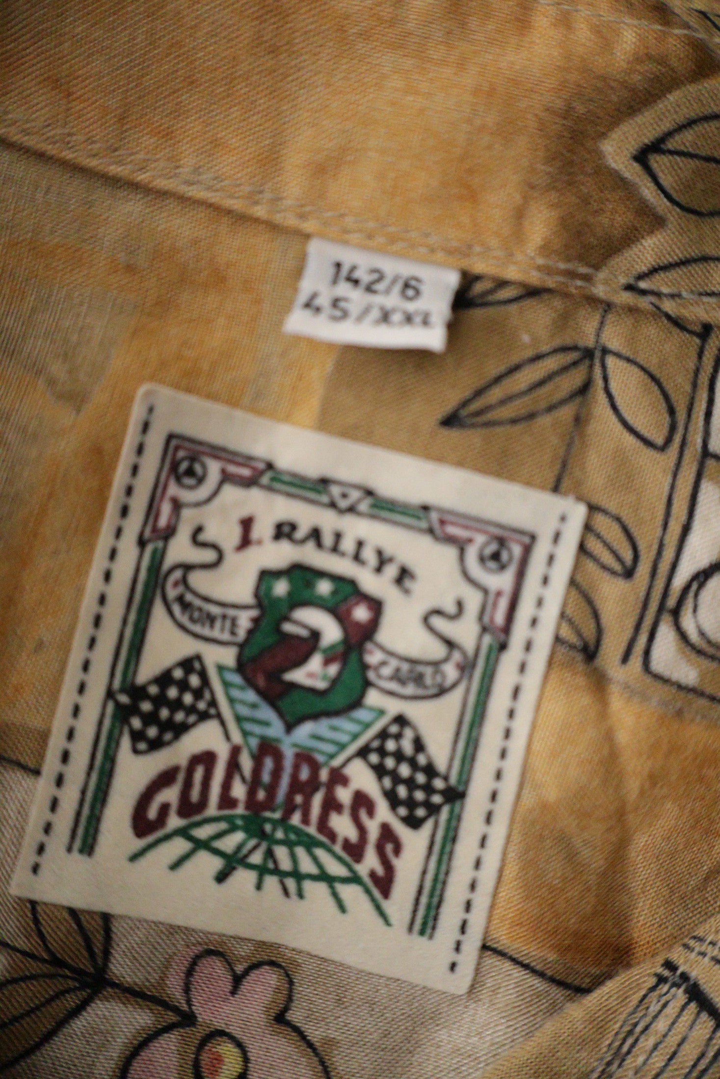 Camasa Goldress bej mărime XXL etichetă mărime și compoziție second-hand premium