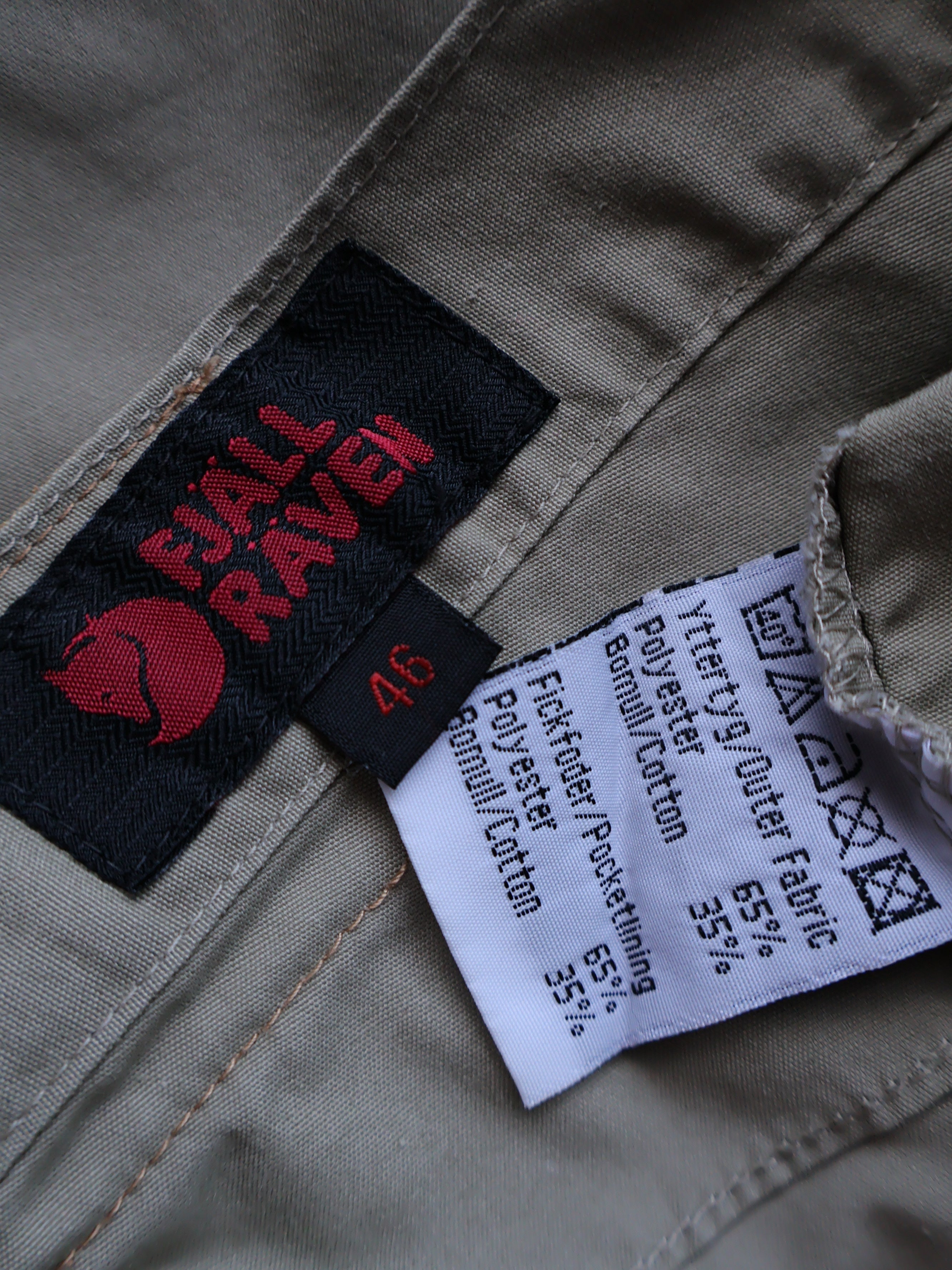 Eticheta marime si compozitie - Pantaloni scurti Fjall Raven - XL - Femei