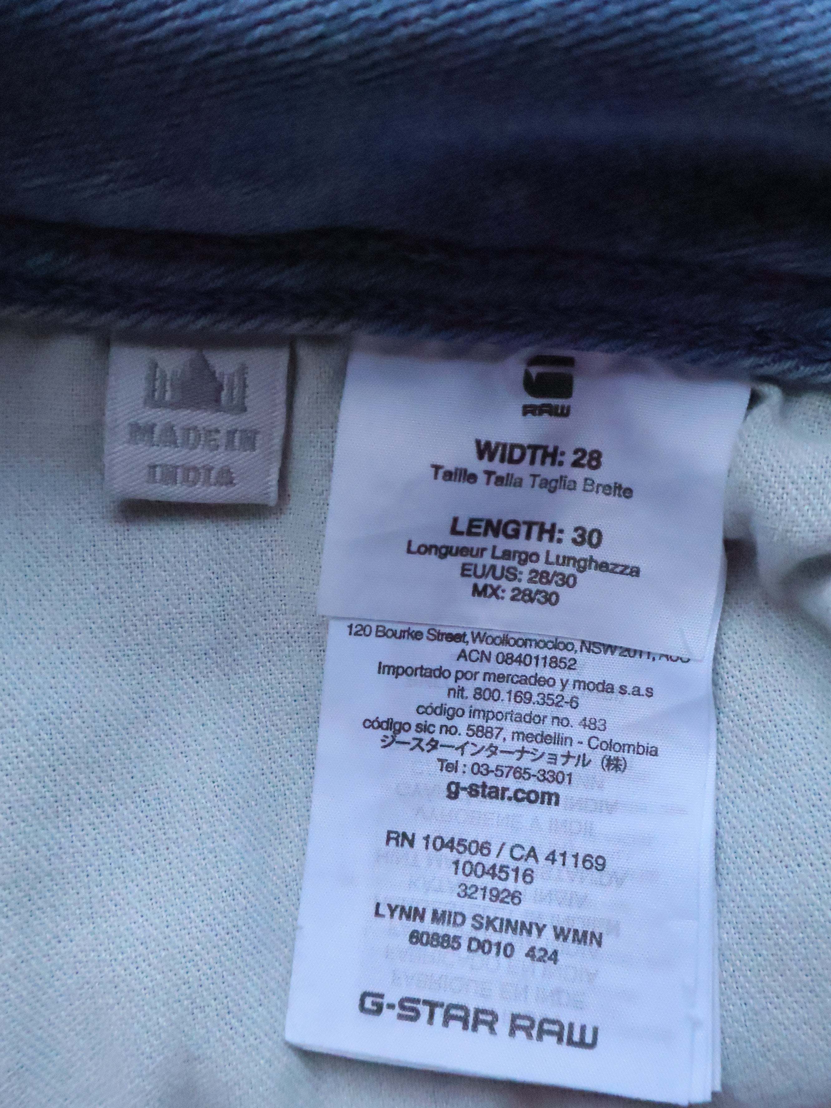 Eticheta marime si compozitie - Blugi G-Star Raw - W28 - Femei