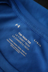 Tricou Under Armour albastru mărime L etichetă mărime și compoziție second-hand premium