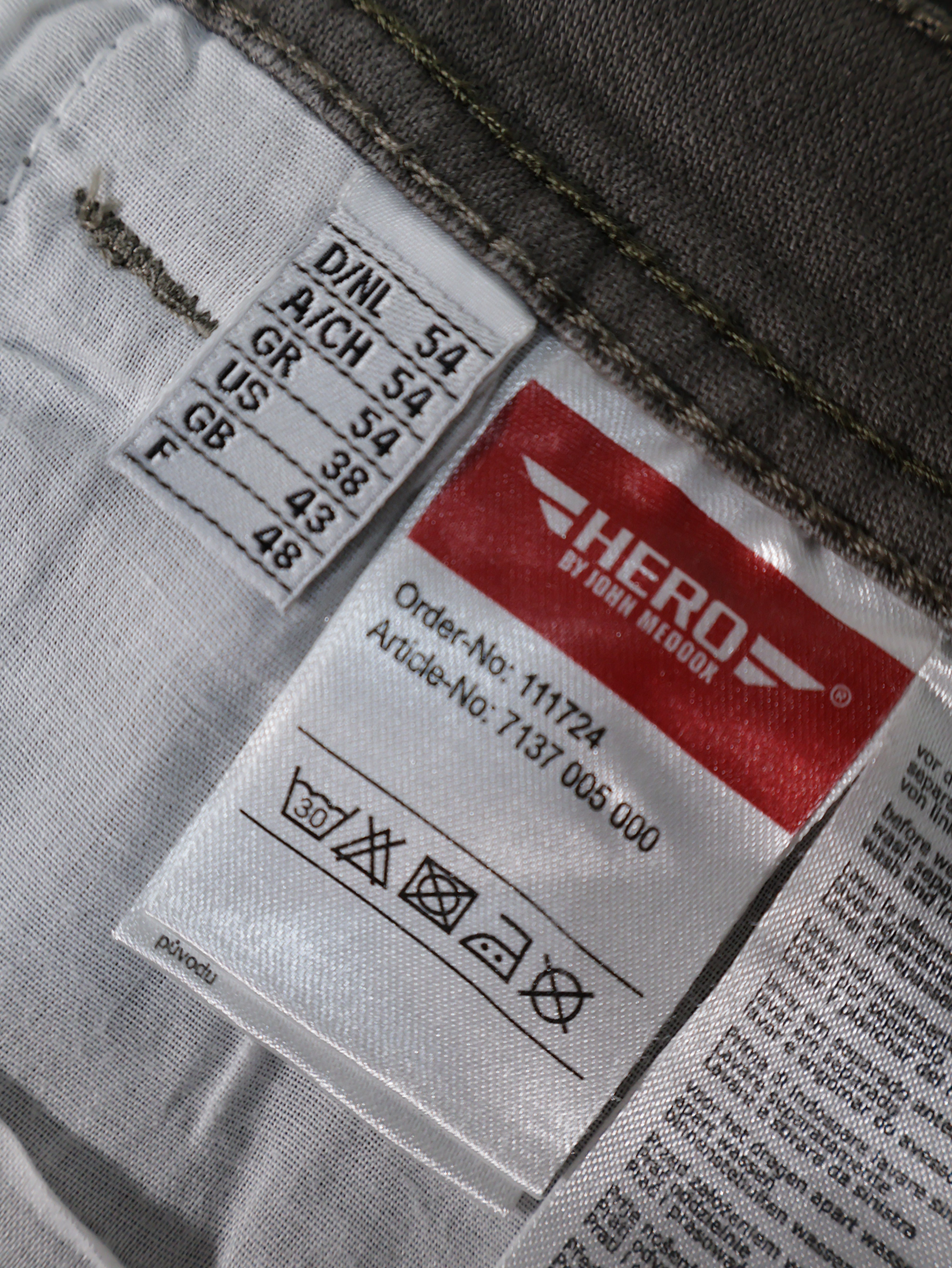 Eticheta marime si compozitie - Pantaloni scurti Alte Branduri - XL - Barbati