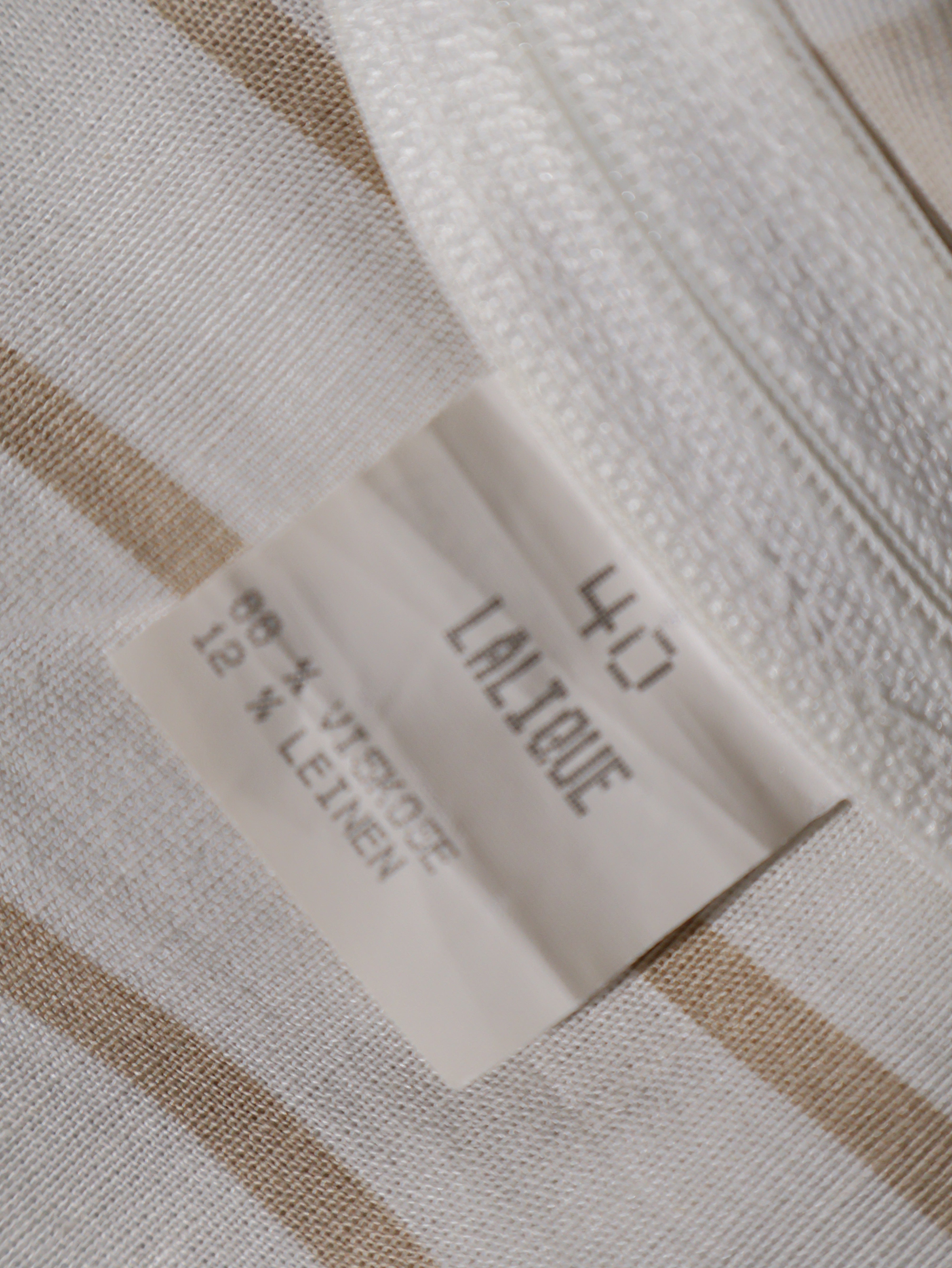 Eticheta marime si compozitie (rotita dreapta) - Rochie Premium - L - Femei