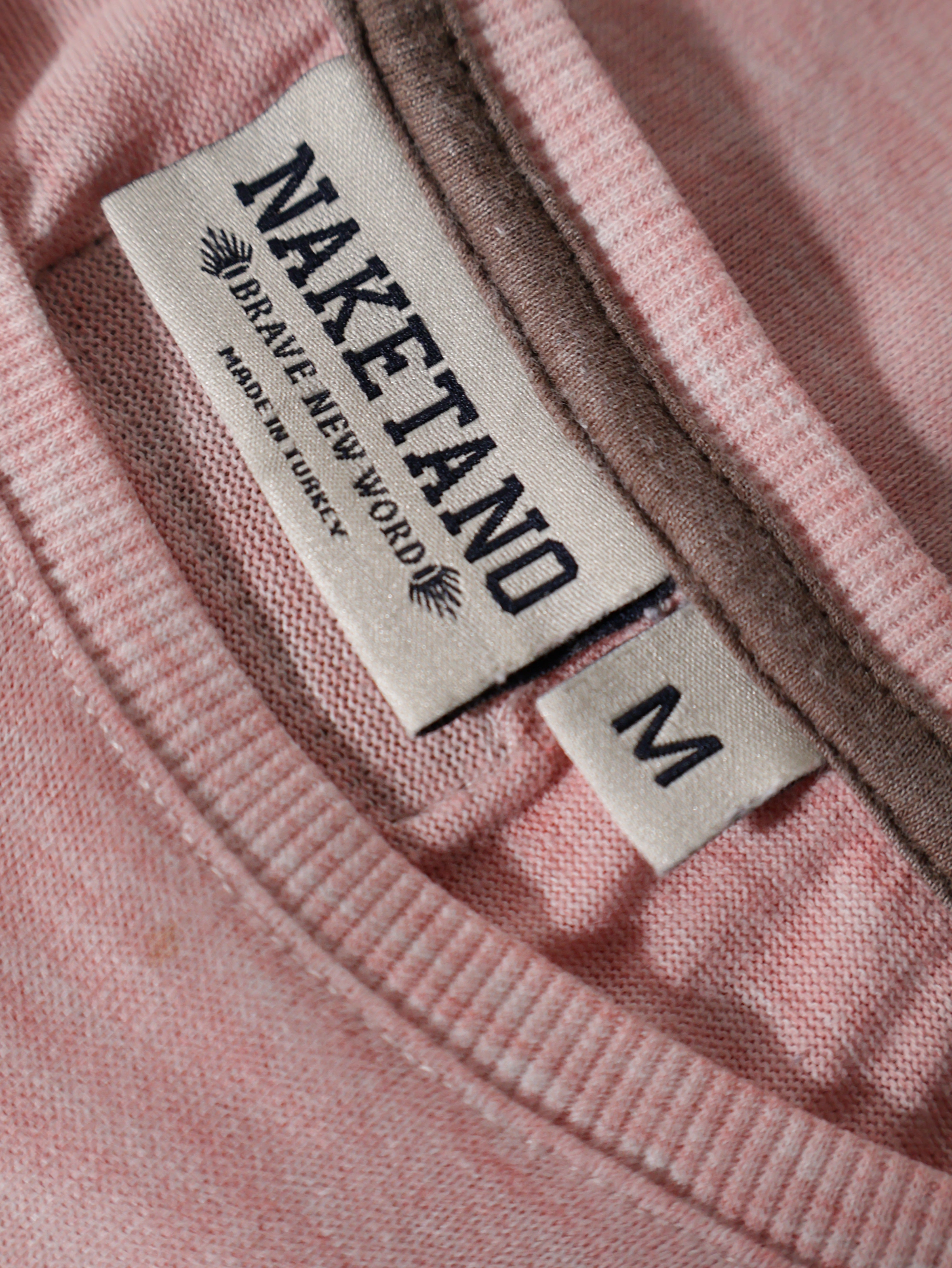 Eticheta marime si compozitie (rotita dreapta) - Tricou Naketano roz pal cu efect melanj – M – Femei