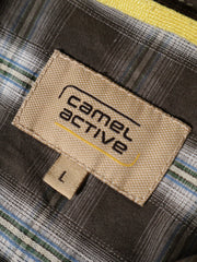 Eticheta marime si compozitie (rotita dreapta) - Cămașă Camel carouri maro cu accente bleu – L – Bărbați