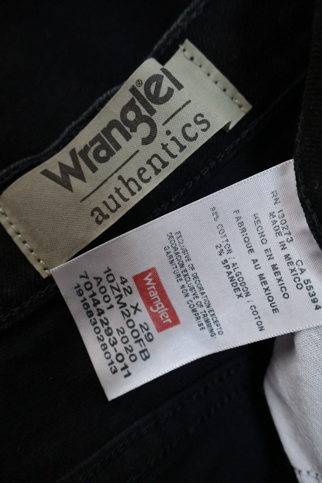 Wrangler – blugi – etichetă – second-hand premium