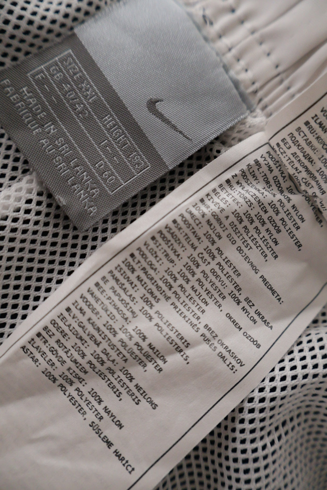NIKE – pantaloni 2/3 – etichetă – second-hand premium