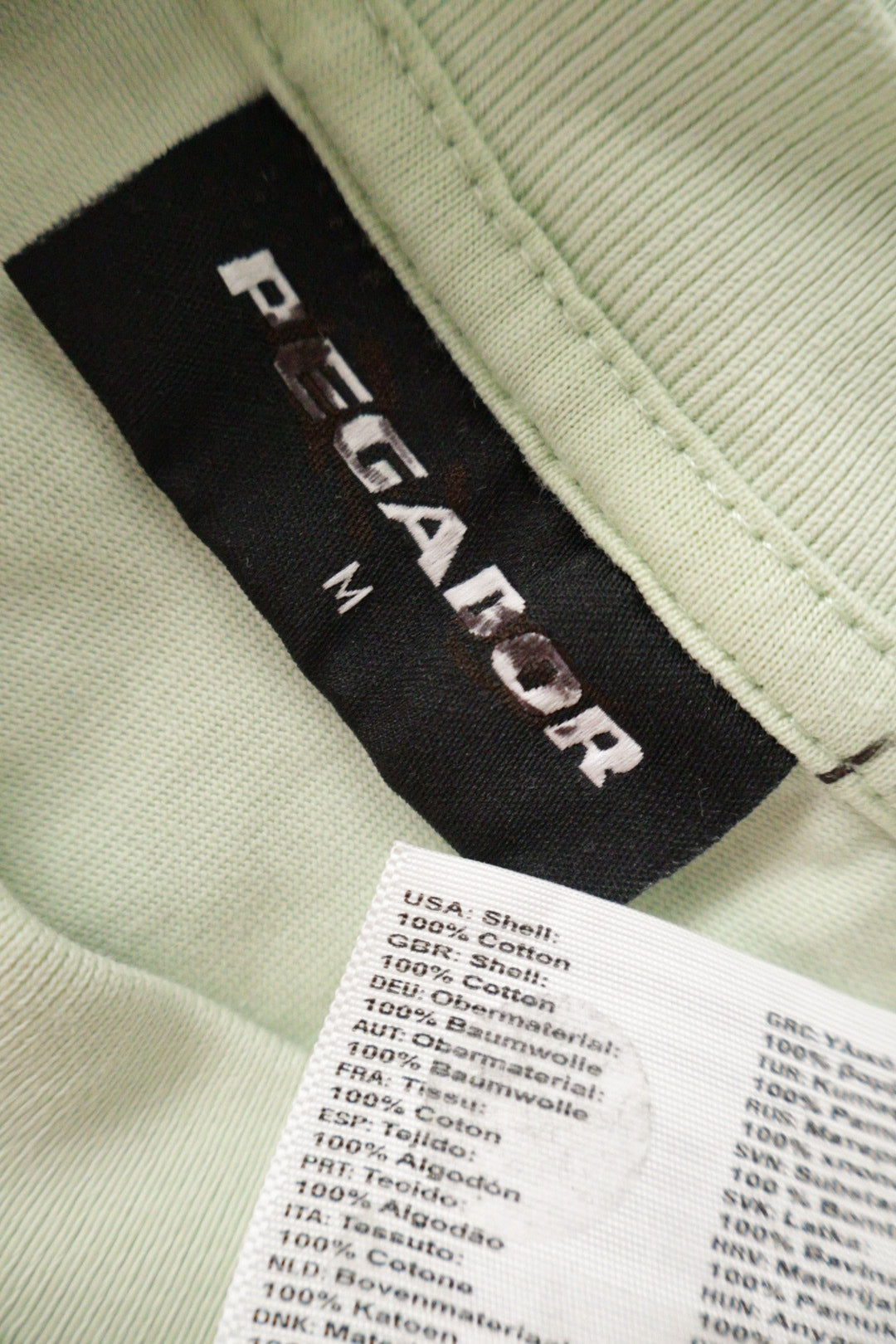 PEGADOR – tricou – etichetă – second-hand premium