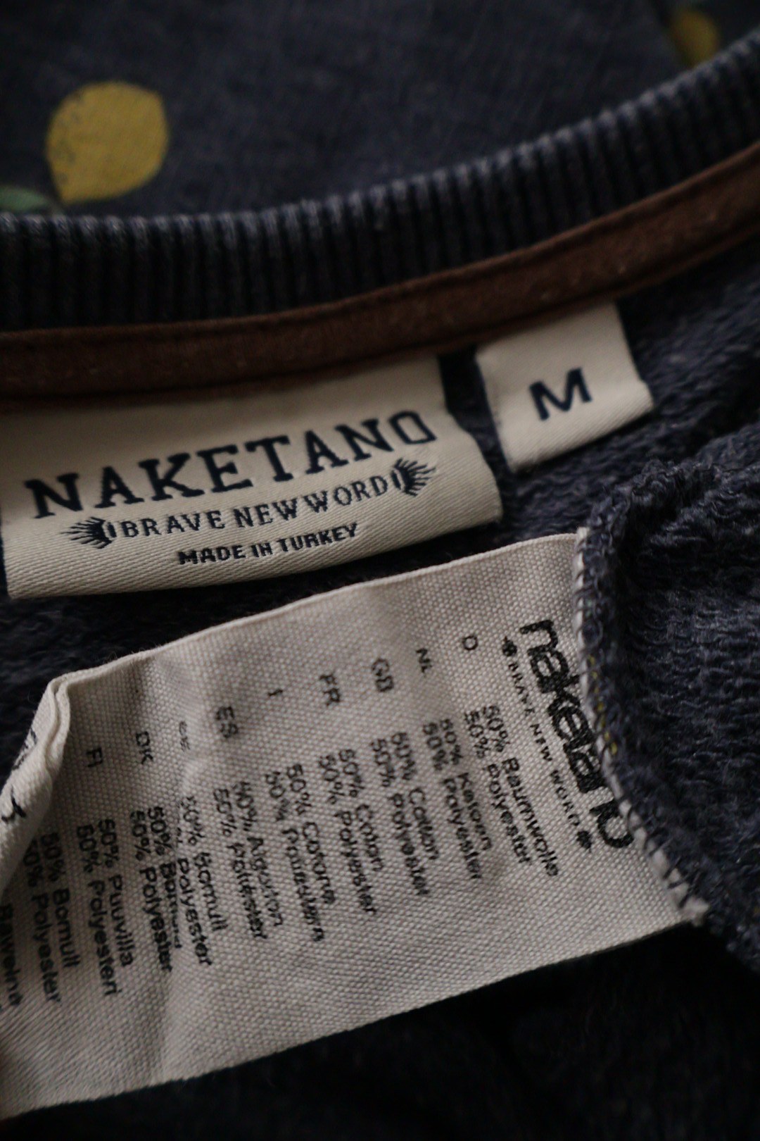 NAKETANO – bluză – etichetă – second-hand premium
