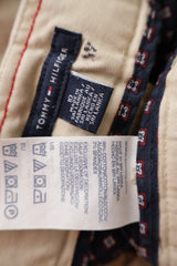 TOMMY HILFIGER – pantaloni – etichetă – second-hand premium