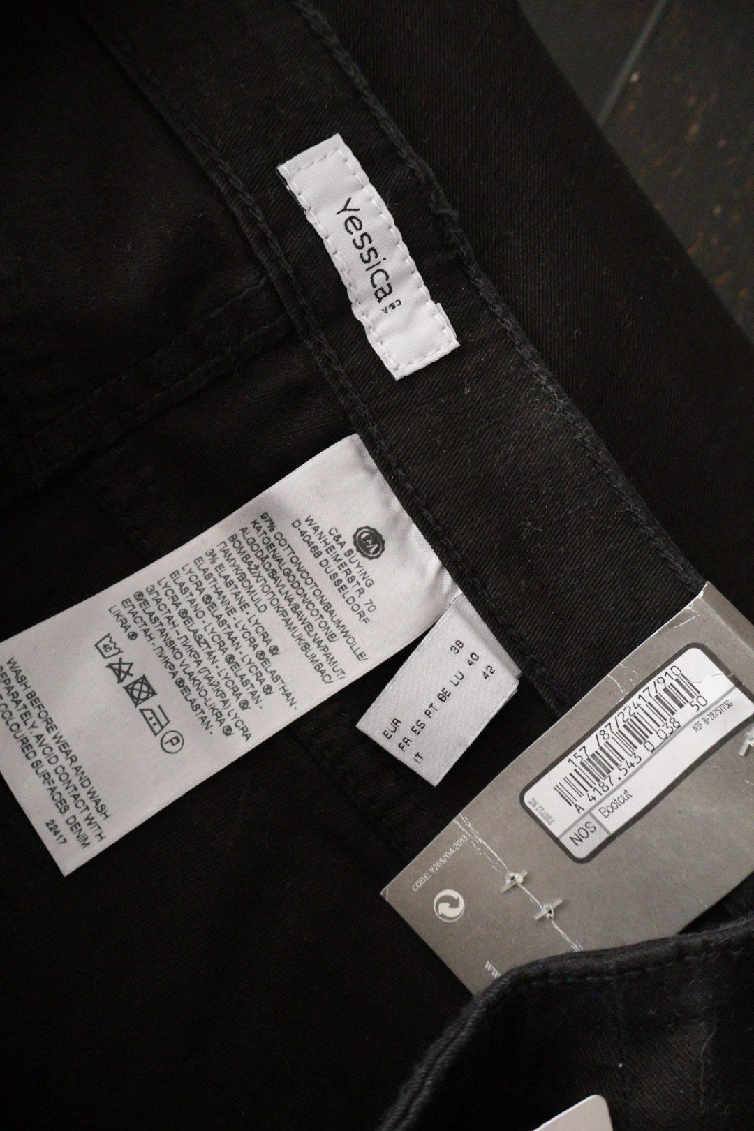 Yessica – blugi – etichetă – second-hand premium