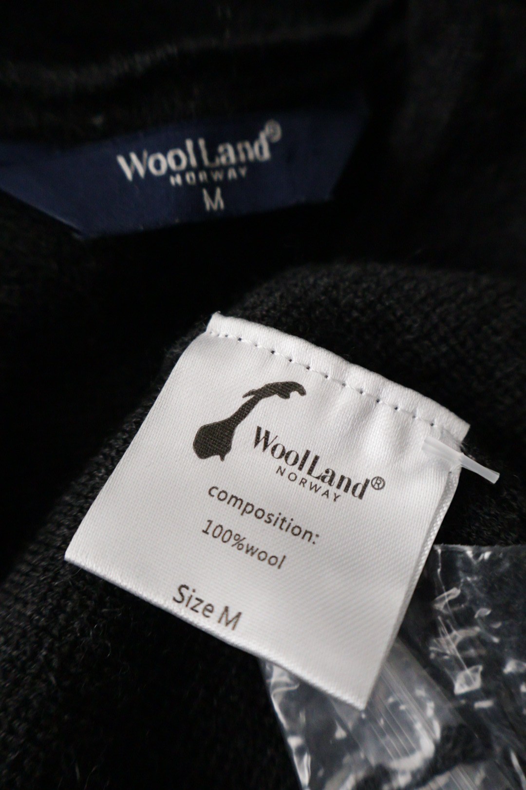 WoolLand – rochie – etichetă – second-hand premium