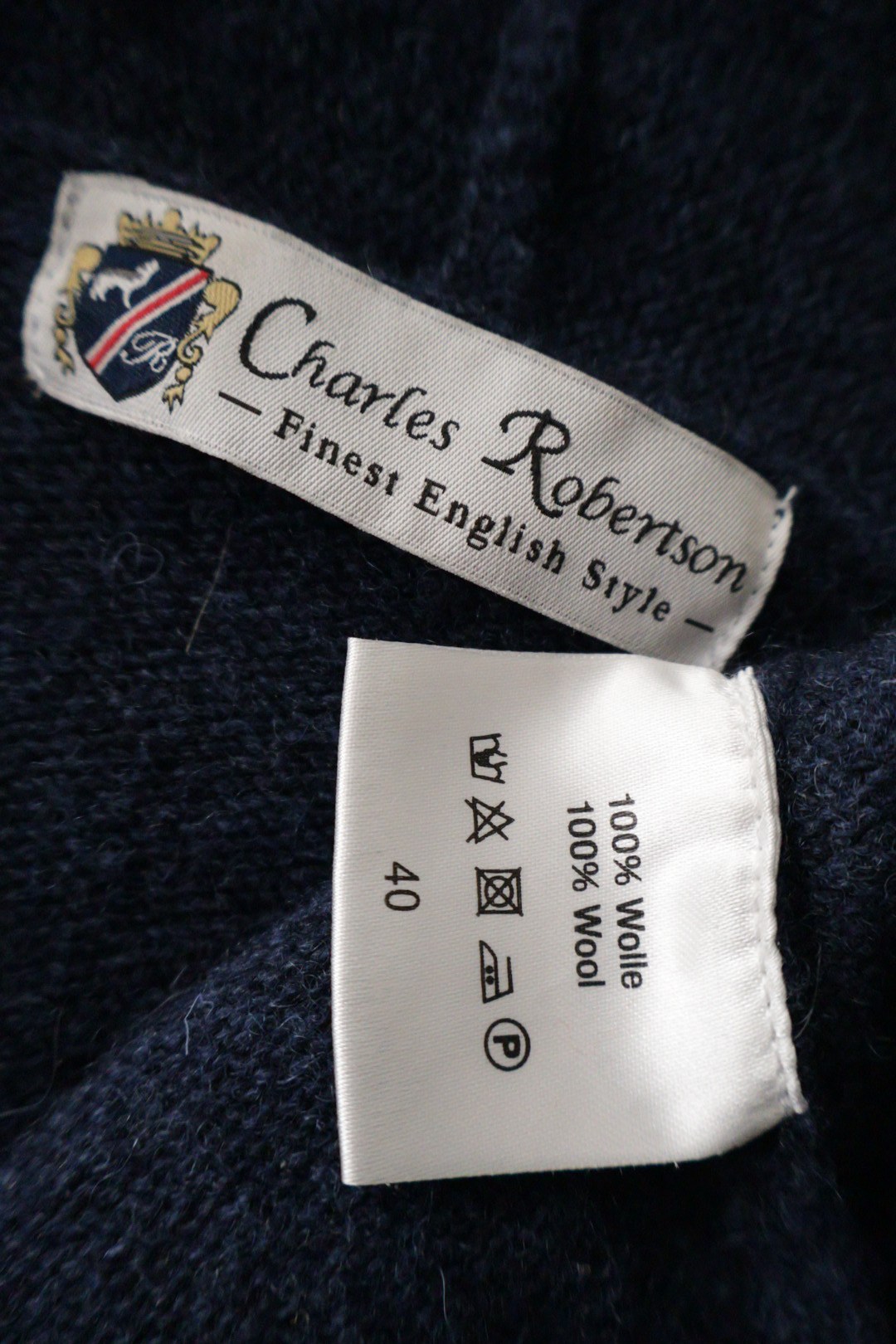 Charles Robertson – pulover – etichetă – second-hand premium