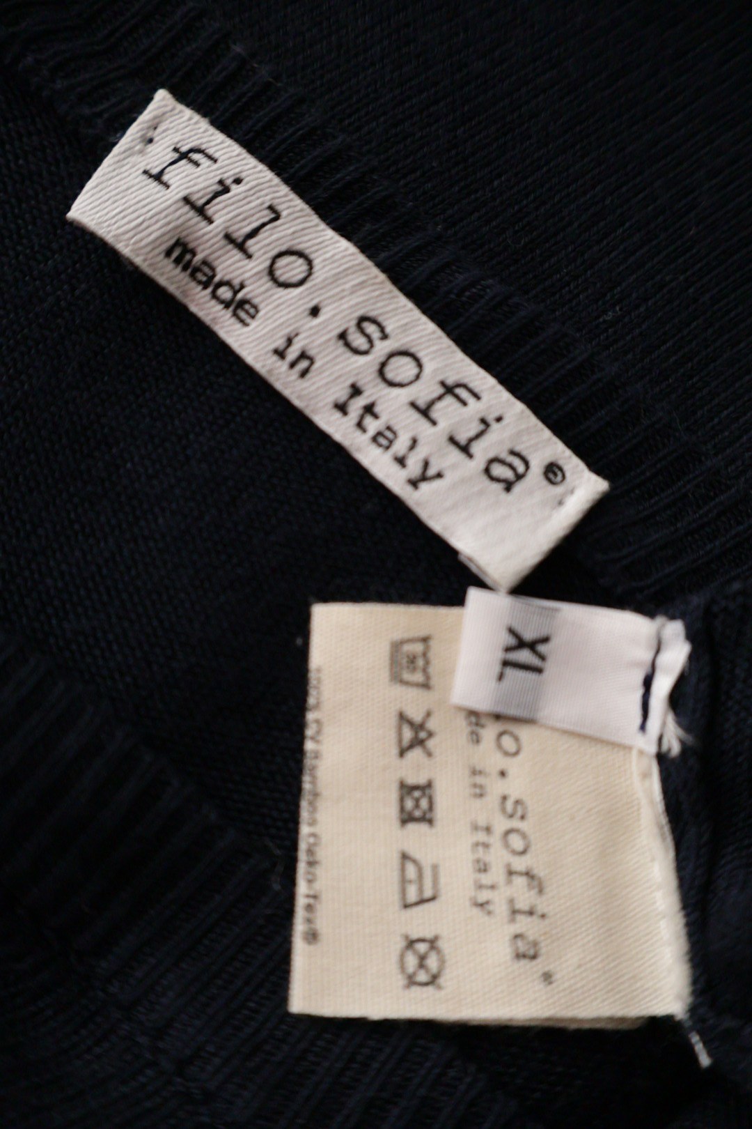 filo.sofia – bluză – etichetă – second-hand premium