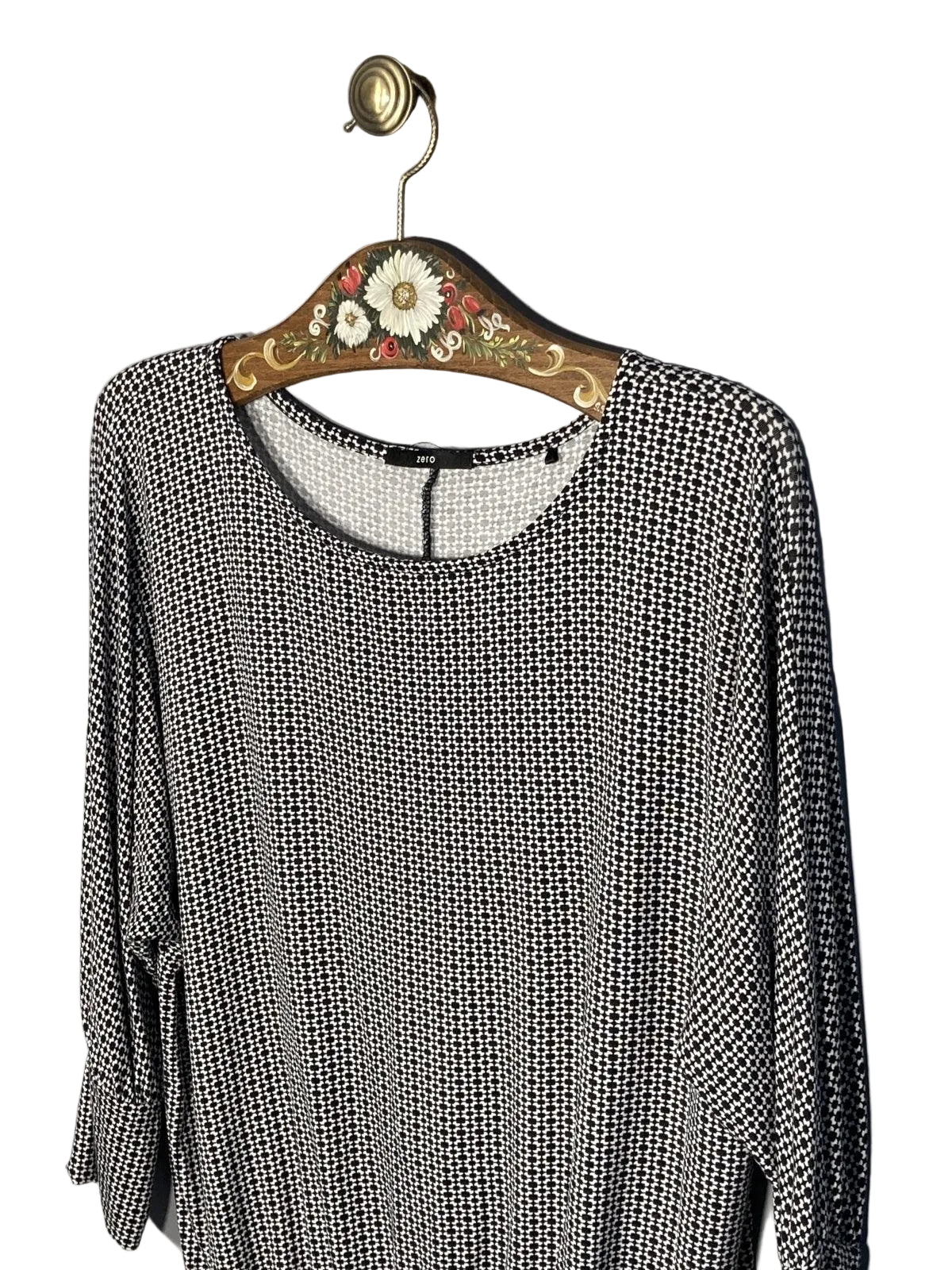 Bluza Zero - marimea M - Intre Umerase