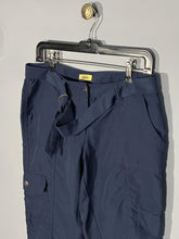 Pantaloni Buffalo - marimea M - Intre Umerase