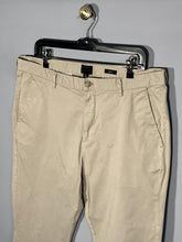 Pantaloni H&M - marimea W38 (EUR54) - XL - Intre Umerase