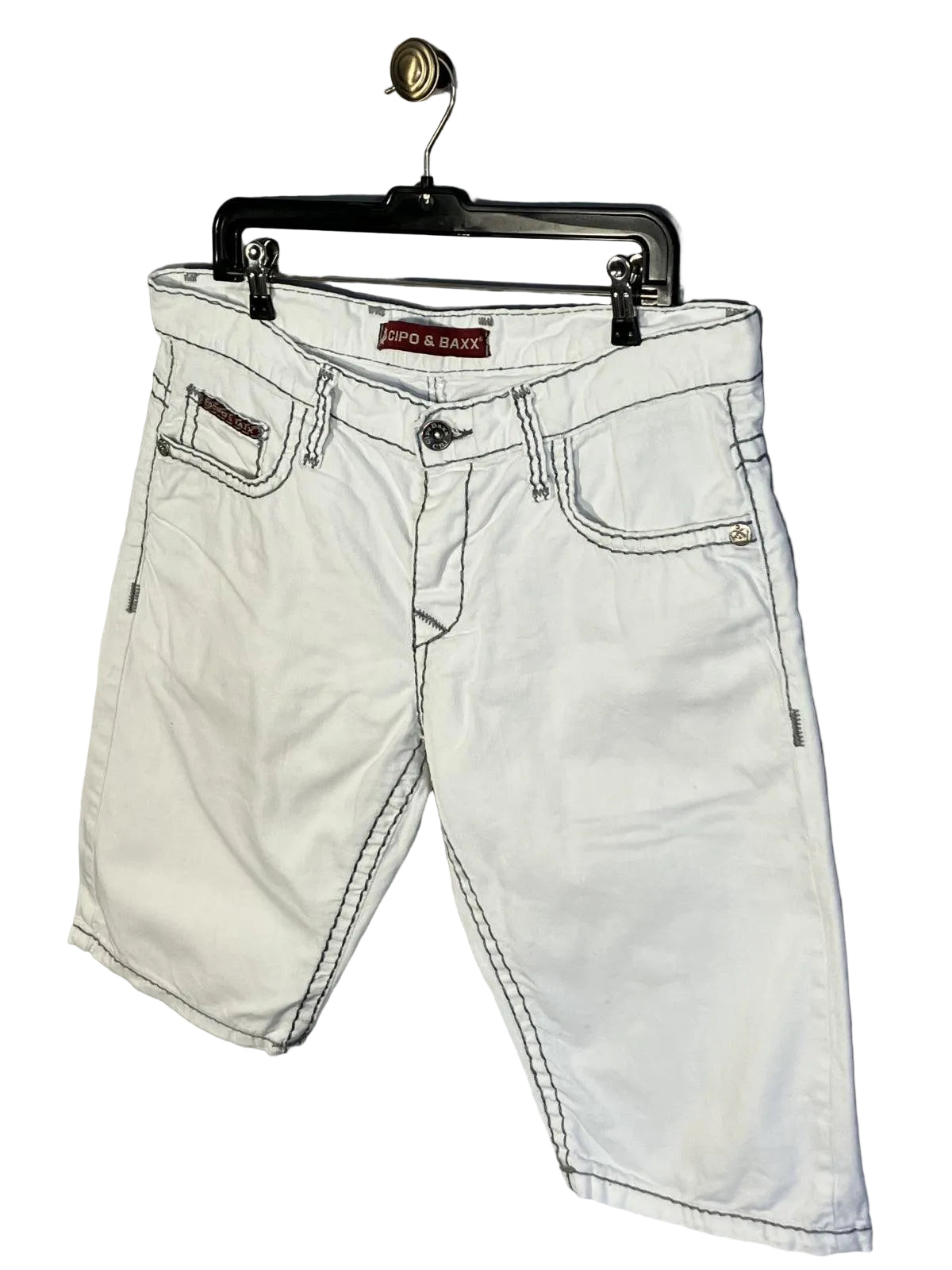 Pantaloni scurti Cipo&Braxx - marimea W36 - L/XL - Intre Umerase