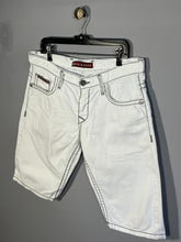 Pantaloni scurti Cipo&Braxx - marimea W36 - L/XL - Intre Umerase