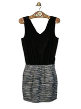 Rochie Vila - marimea XS - Intre Umerase