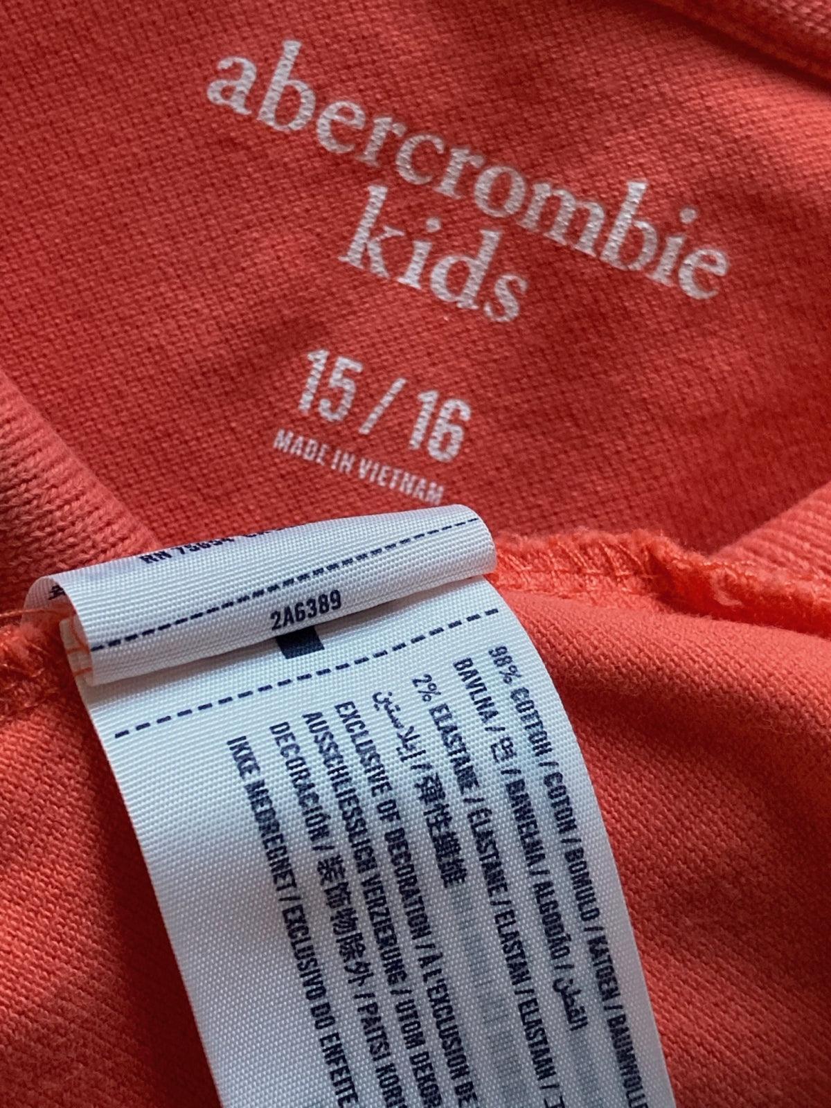 Tricou Abercrombie&Fitch - marimea S/M - Intre Umerase