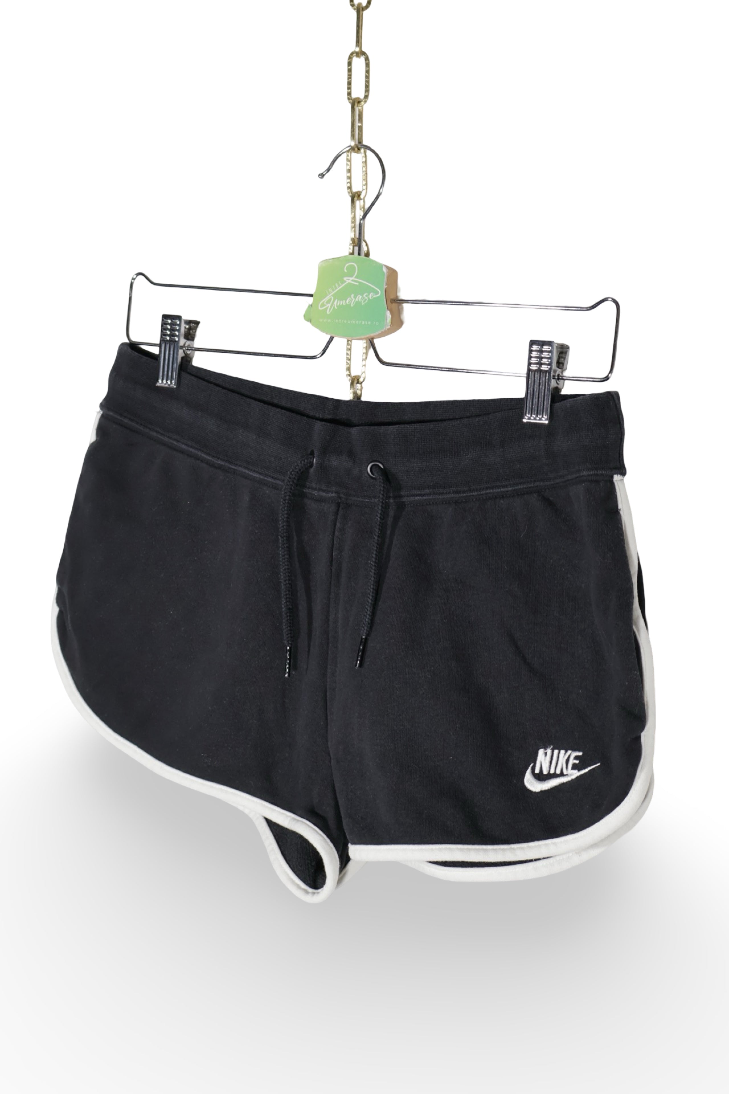 Pantaloni scurti Nike - marimea M - Femei