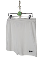 Pantaloni scurti Nike - marimea M - Barbati