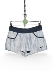 Pantaloni scurti Nike - marimea M - Femei