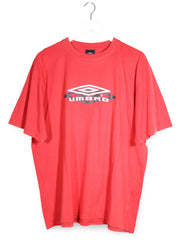 Tricou Umbro roșu mărime XXL vedere din față second-hand premium