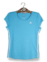 Tricou Adidas albastru deschis mărime L vedere din față second-hand premium