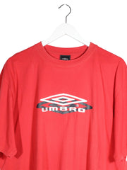 Tricou Umbro roșu mărime XXL detaliu material și croială second-hand premium