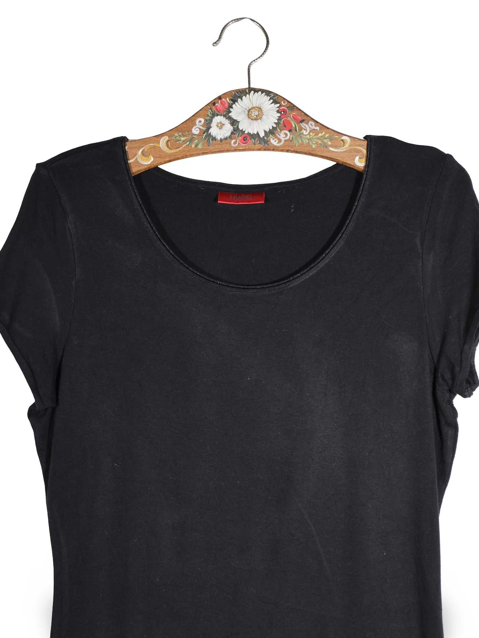 Tricou HUGO negru mărime XL detaliu material și croială second-hand premium