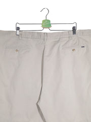 Pantaloni scurti Polo Ralph Lauren bej deschis mărime 4XL+ vedere din spate second-hand premium