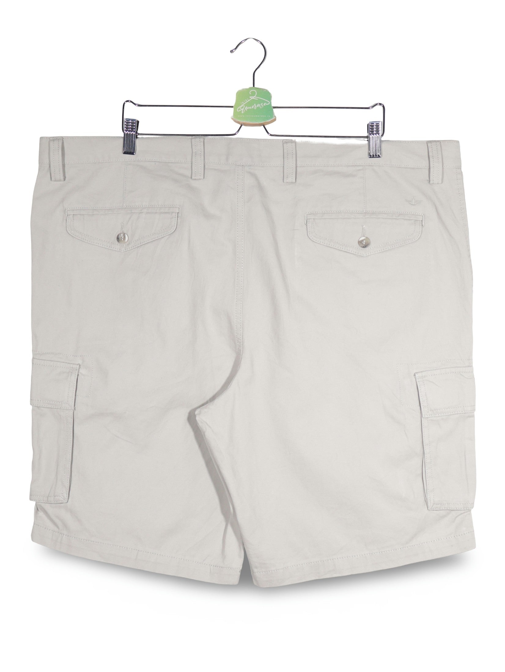 Pantaloni scurti Dockers bej deschis mărime 4XL+ vedere din spate second-hand premium