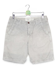 Pantaloni scurti Abercrombie&Fitch gri deschis mărime M vedere din față second-hand premium