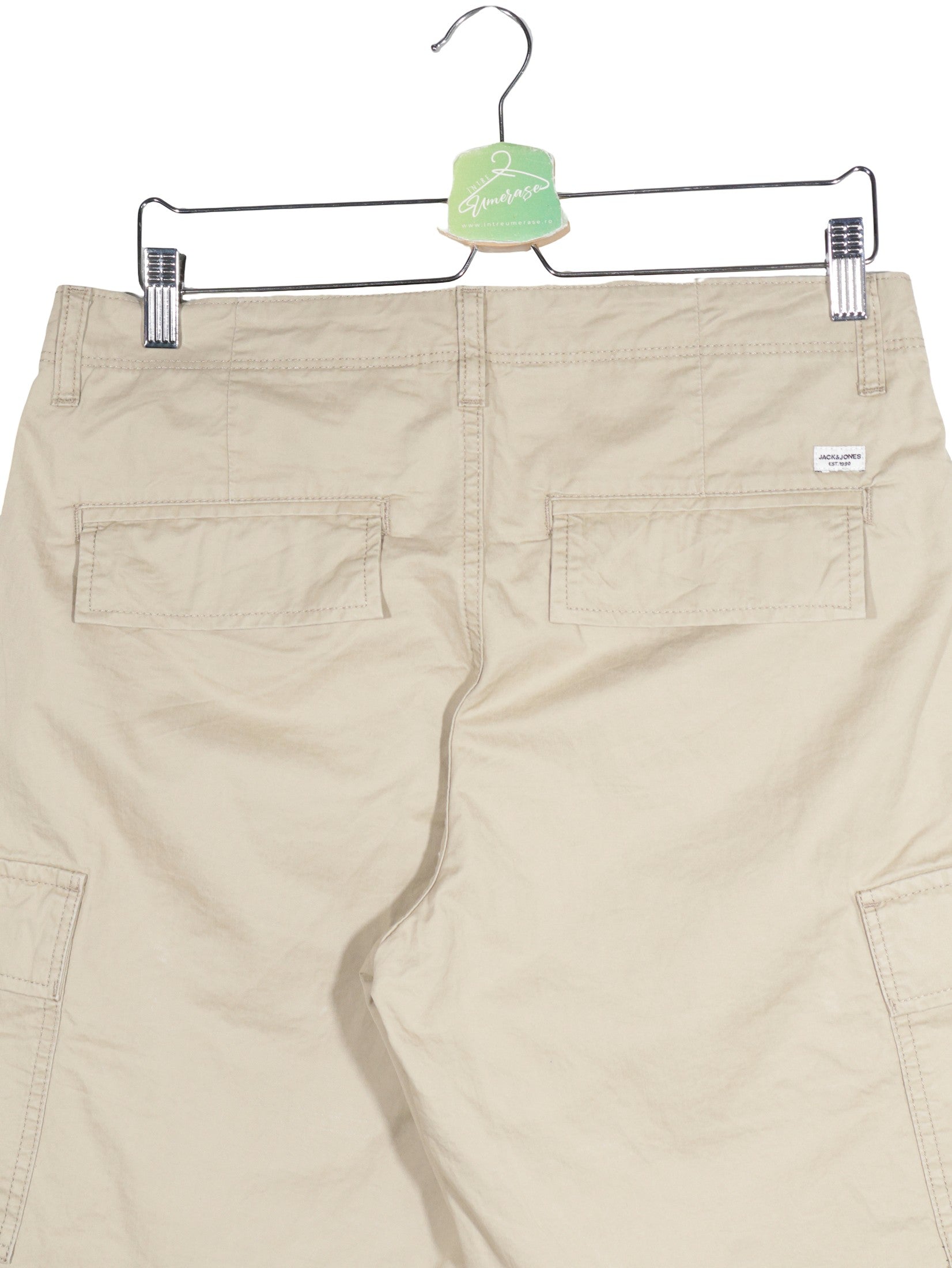 Pantaloni scurti Jack&Jones bej mărime M detaliu material și croială second-hand premium