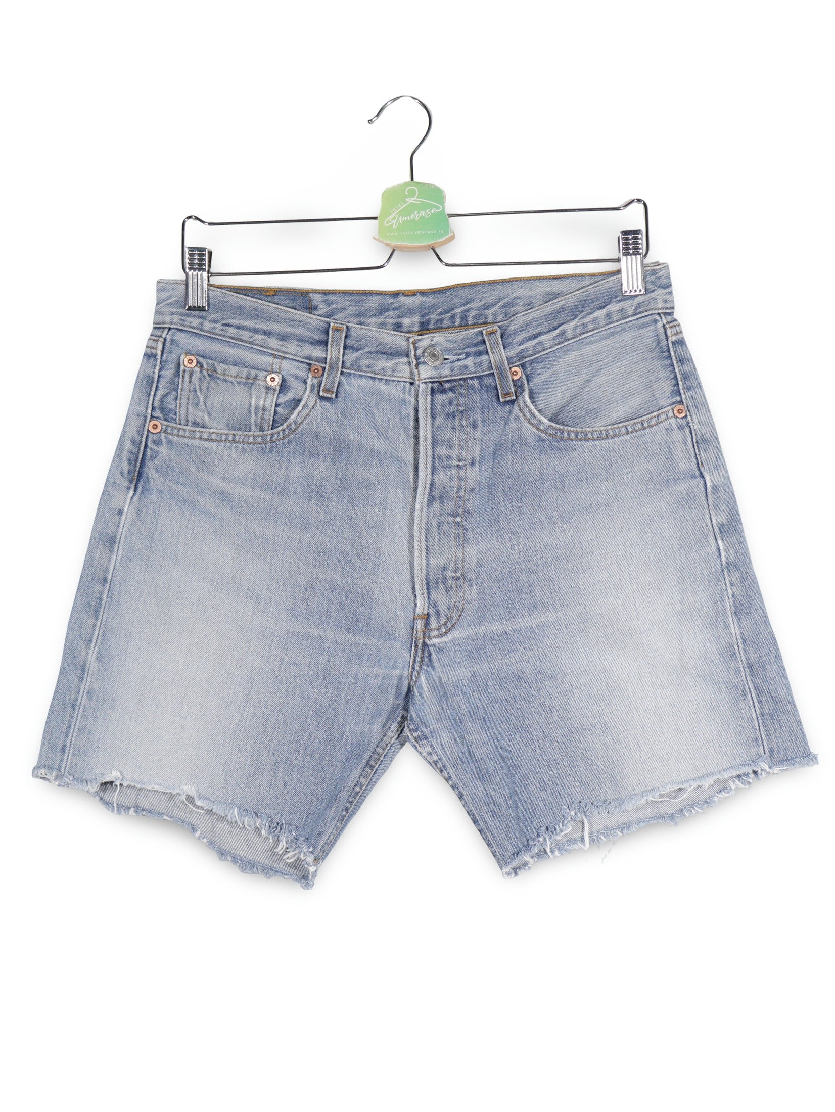 Blugi scurti Levi's albastru deschis mărime S vedere din față second-hand premium