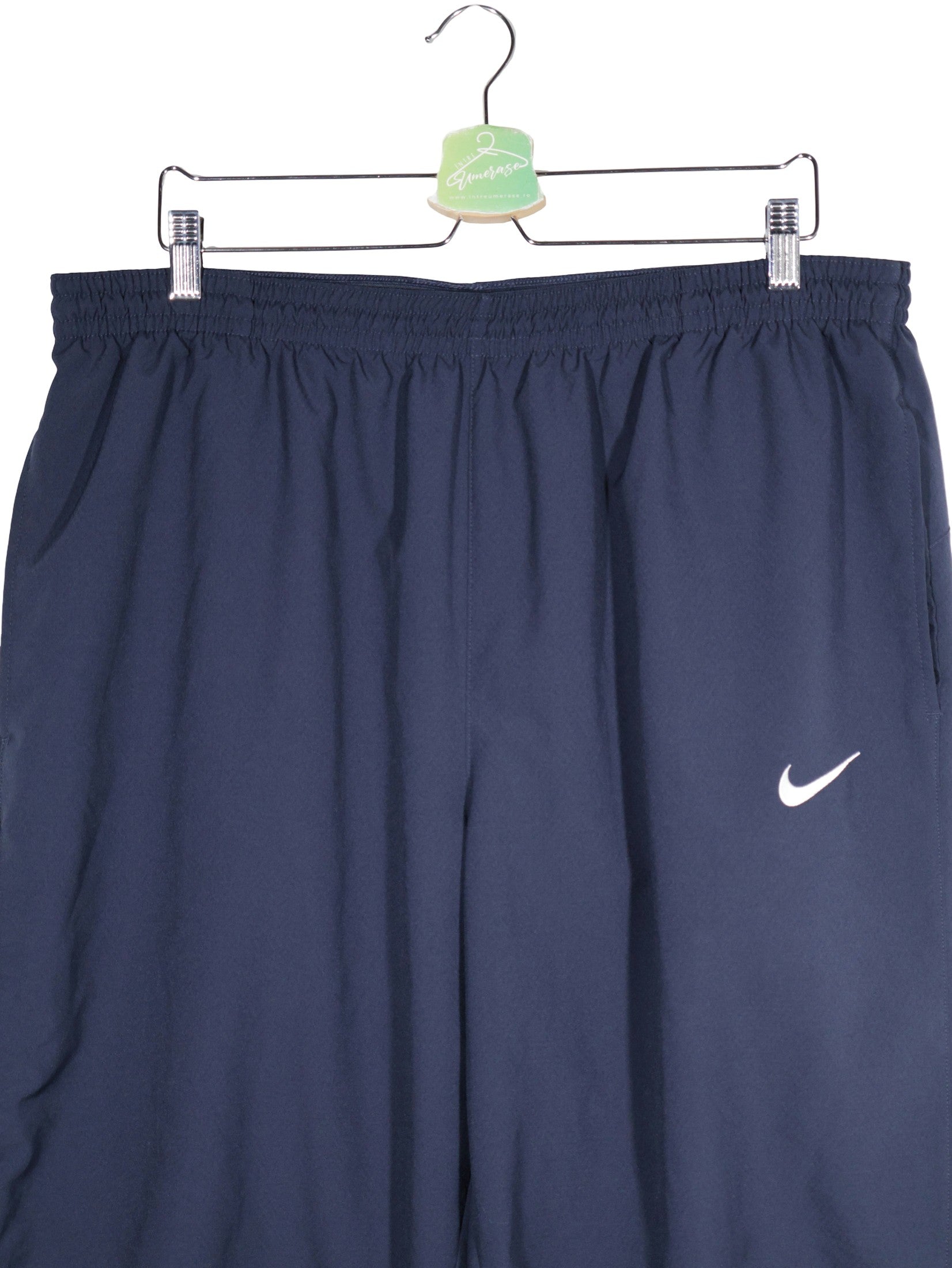 Pantaloni scurti Nike bleumarin mărime 3XL detaliu material și croială second-hand premium