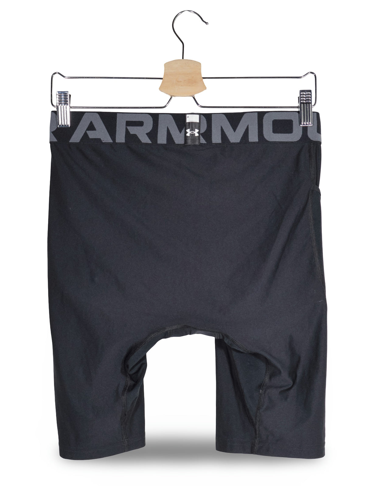 Blugi scurti Under Armour negru mărime W32 vedere din spate second-hand premium