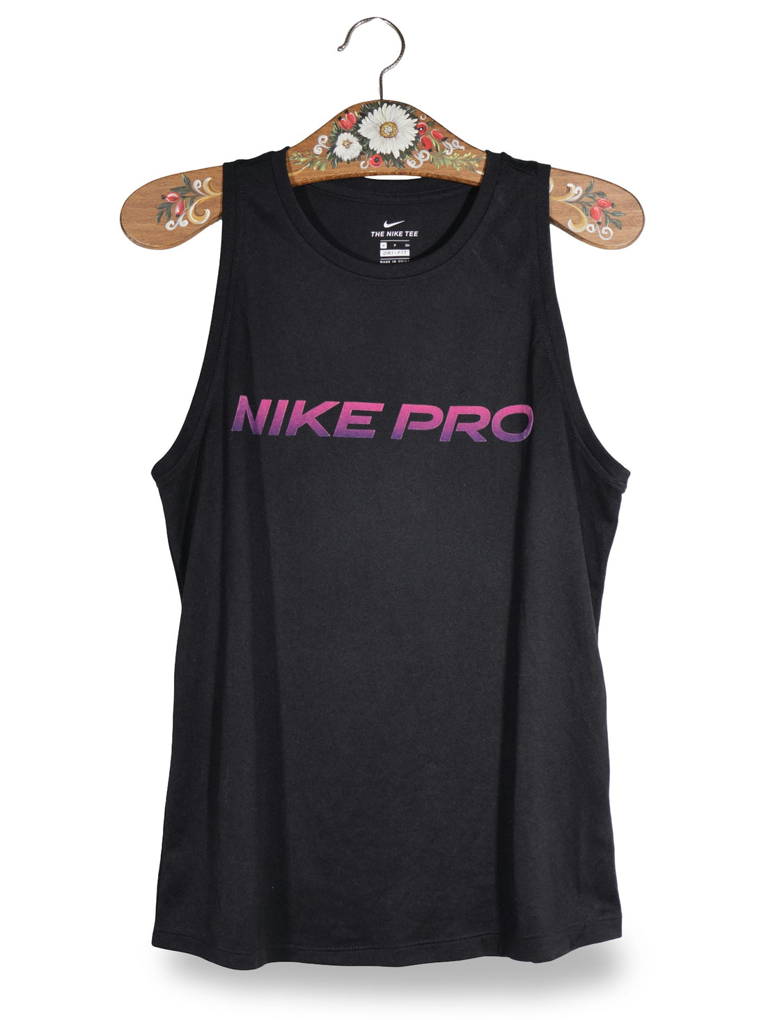 Maiou Nike negru mărime S vedere din față second-hand premium