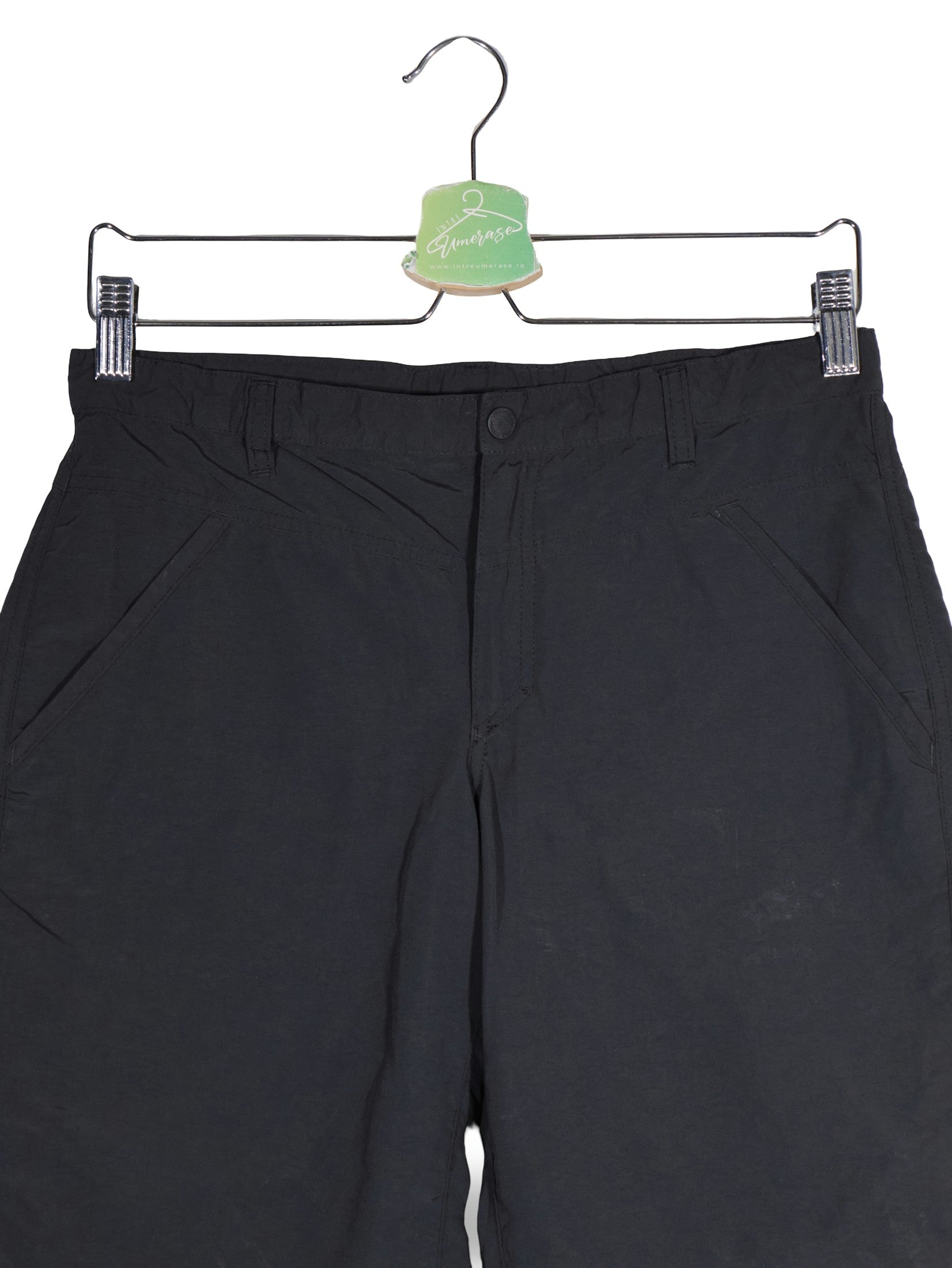 Pantaloni scurti Jack Wolfskin negru mărime XS detaliu material și croială second-hand premium