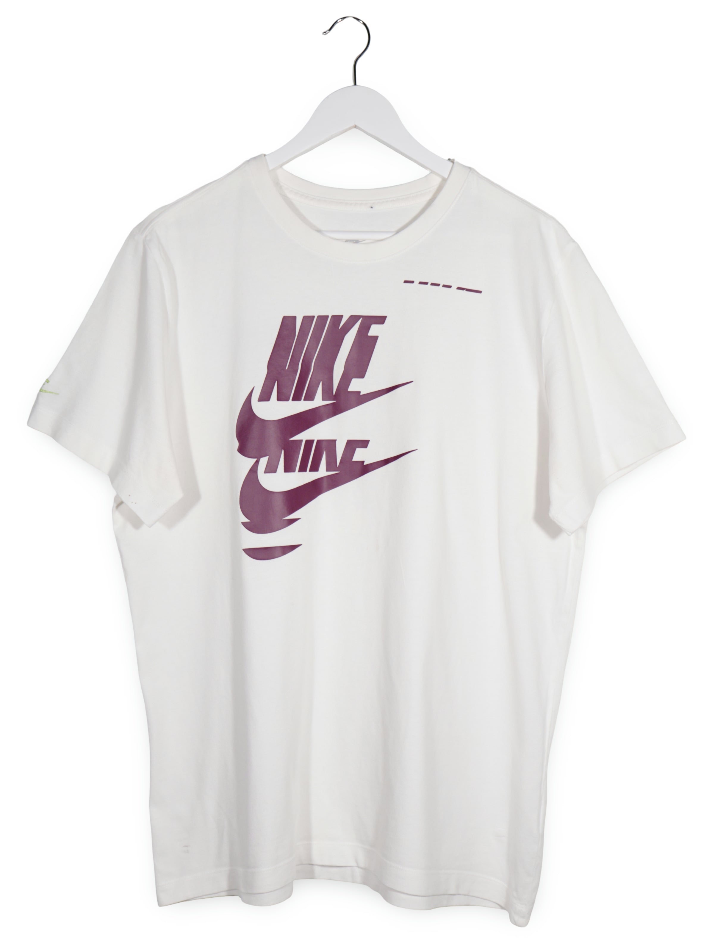 Tricou Nike alb mărime L vedere din față second-hand premium